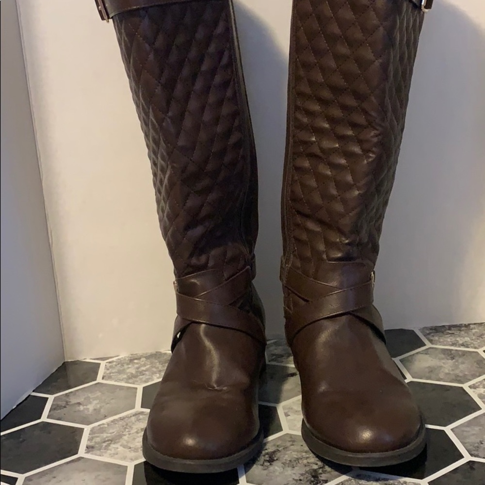 Torrid women’s brown boots 9W